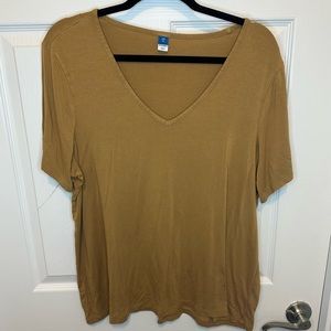 Tan Old Navy T Shirt